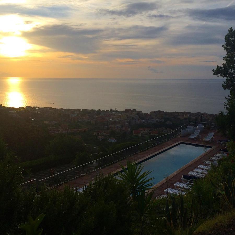 Villa Del Conte Tropea Exterior photo