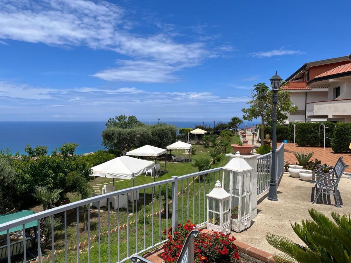 Villa Del Conte Tropea Exterior photo