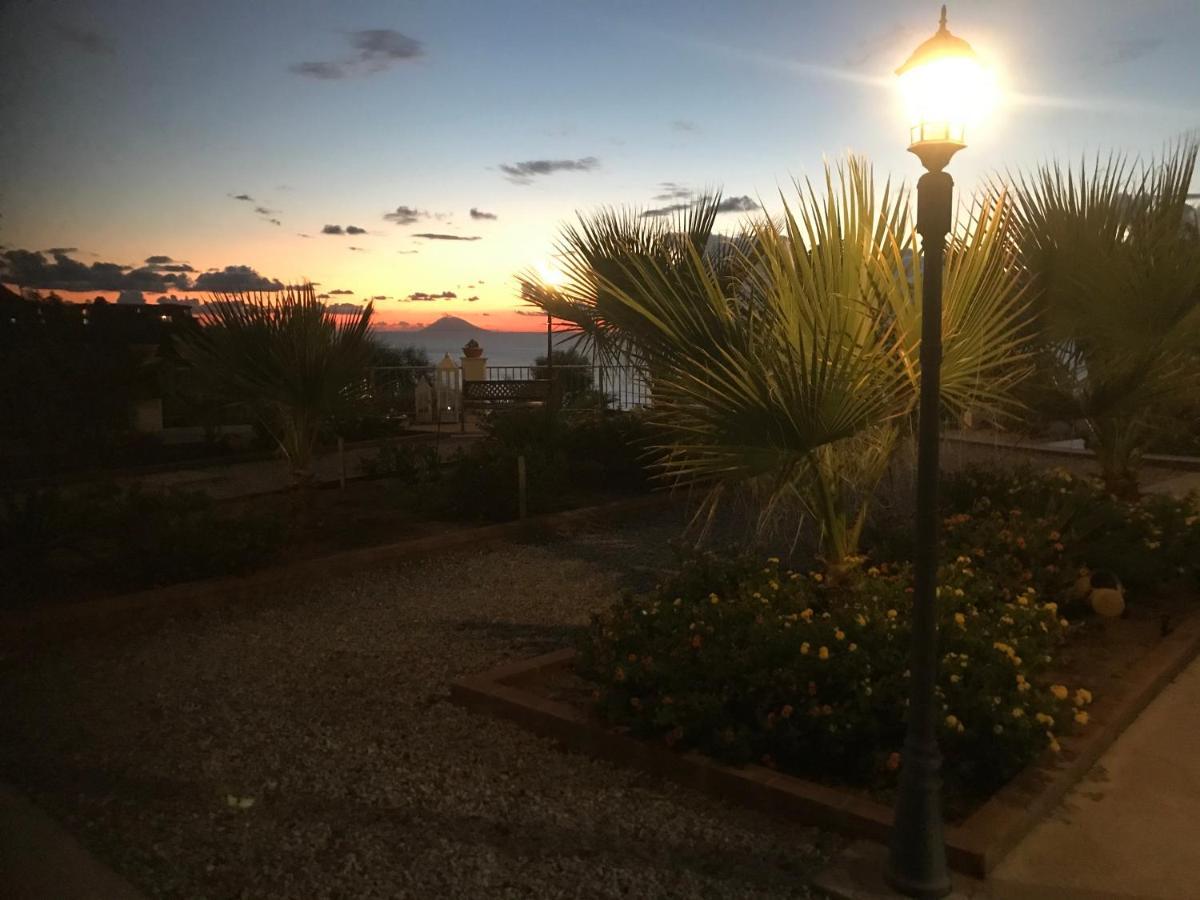 Villa Del Conte Tropea Exterior photo