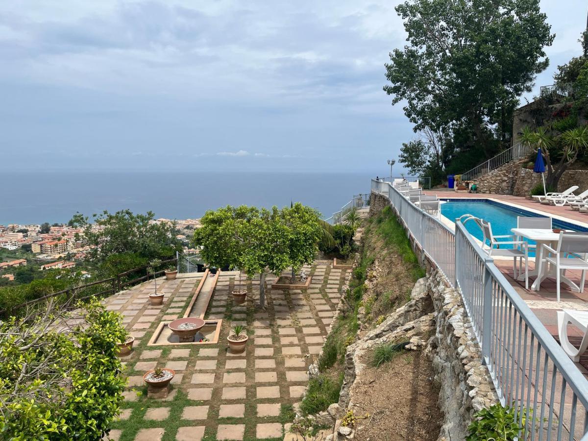 Villa Del Conte Tropea Exterior photo