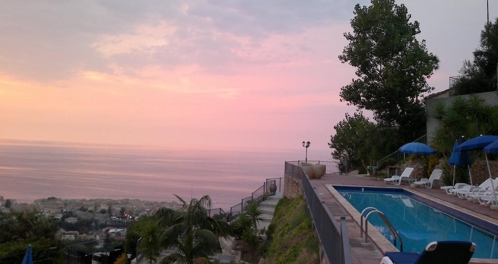 Villa Del Conte Tropea Exterior photo