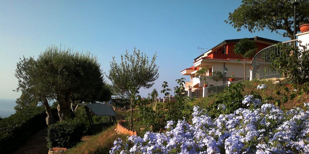 Villa Del Conte Tropea Exterior photo