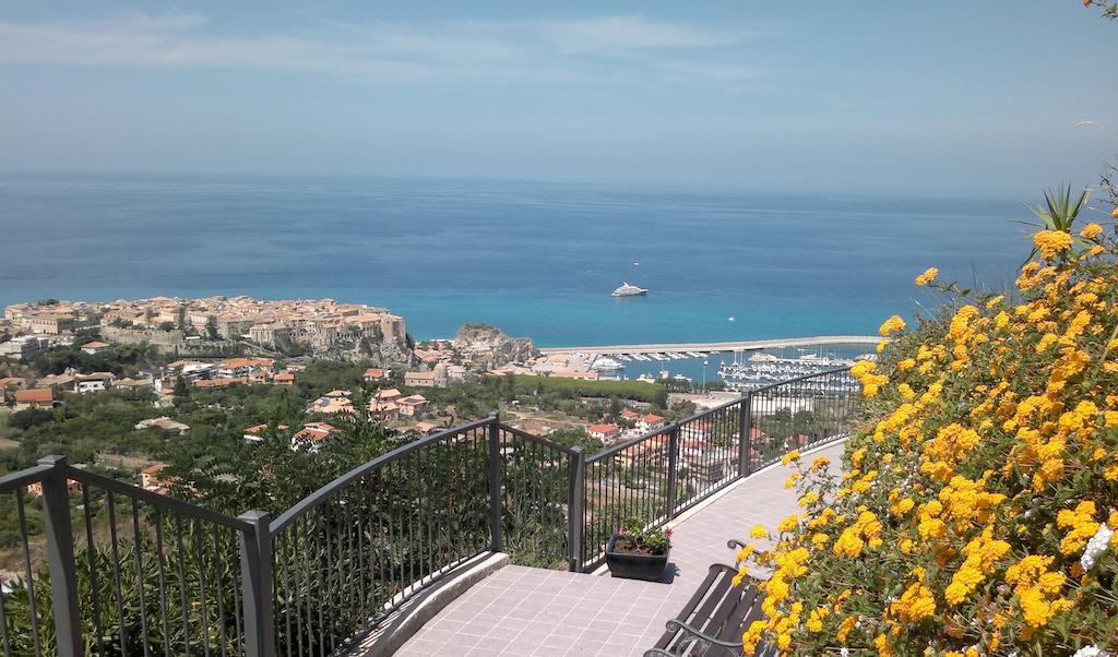 Villa Del Conte Tropea Exterior photo