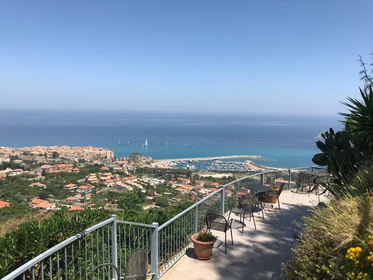 Villa Del Conte Tropea Exterior photo