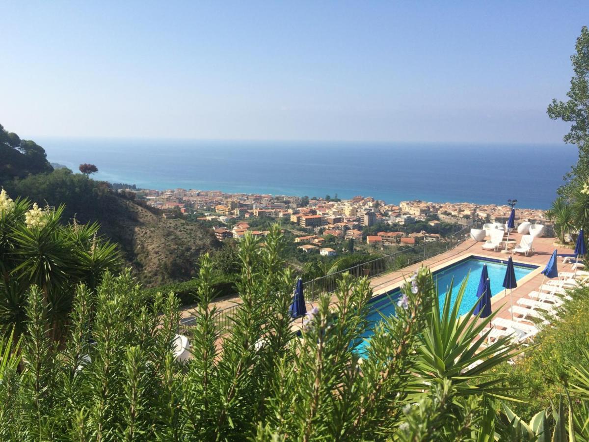 Villa Del Conte Tropea Exterior photo